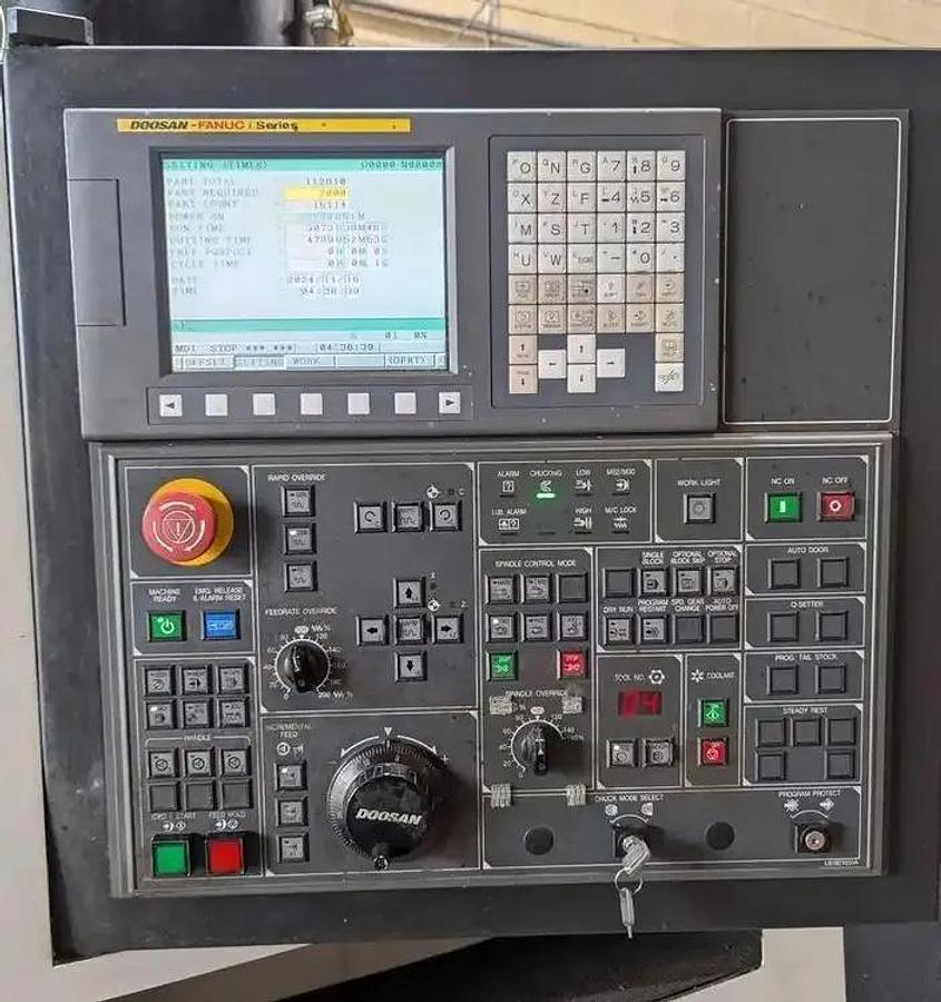 Used 2011 DOOSAN LYNX 300M Live Tool CNC Lathe, 10" Chuck 3" bar capacity, 5HP live tools