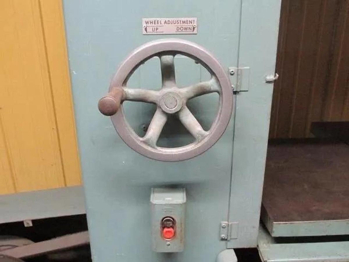Used TANNEWITZ Model G1NE Vertical Bandsaw, 35" x 20" Variable Speed Bandsaw