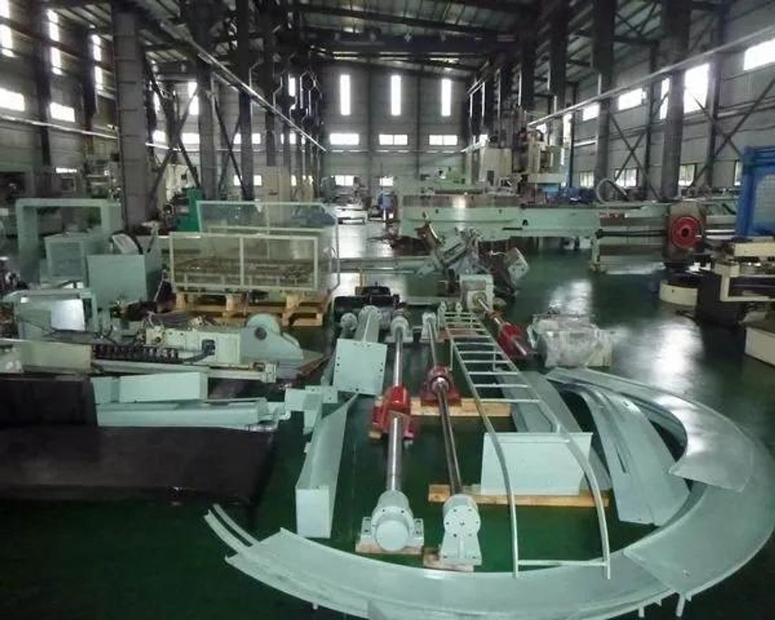 Used Used O-M TMS 30/70 Vertical Turret Lathe; 118" Table, 276" Swing, 112" Under the Rail