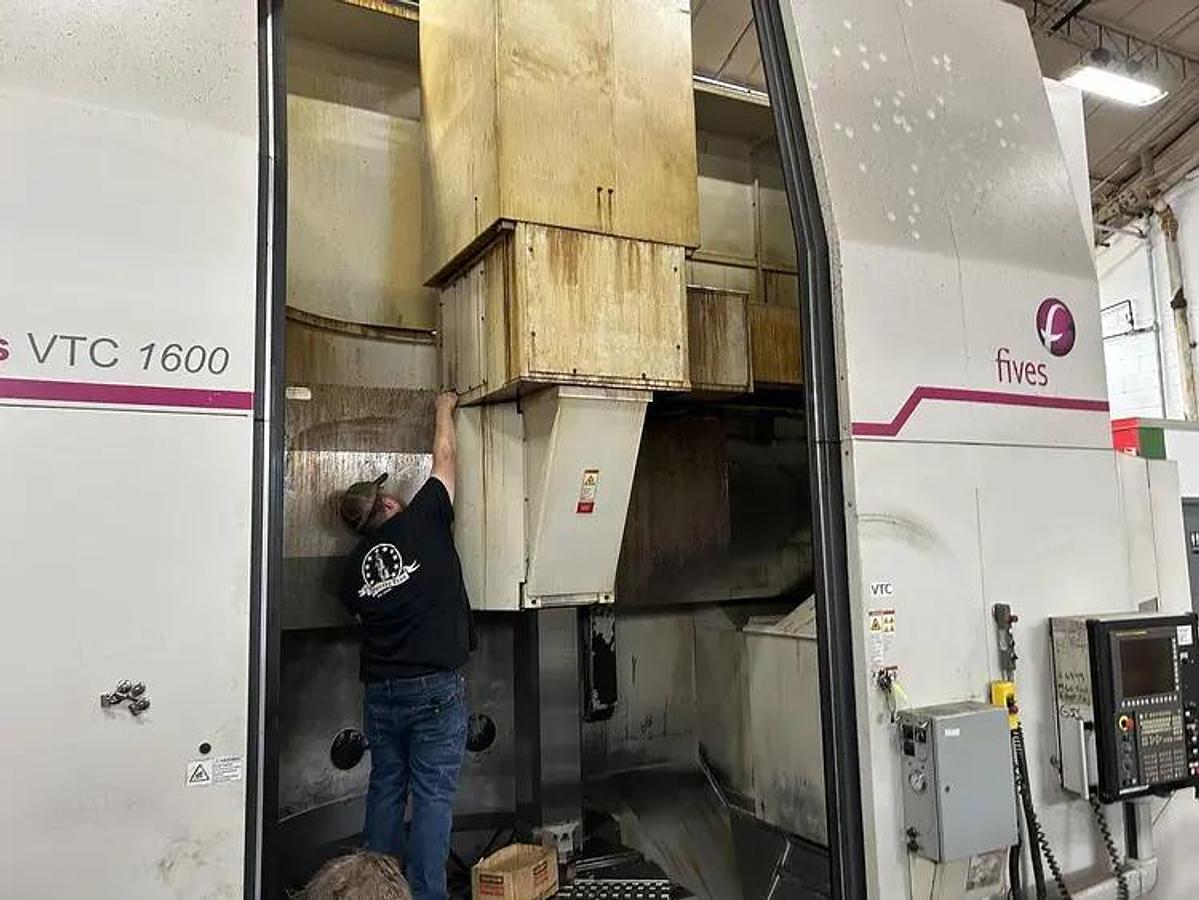 2015 Fives G&L VTC 1600 CNC Vertical Turning Center, FANUC 31i-B, Full Enclosure, Live Spindle w/ 31 ATC, Can be inspected under power.
