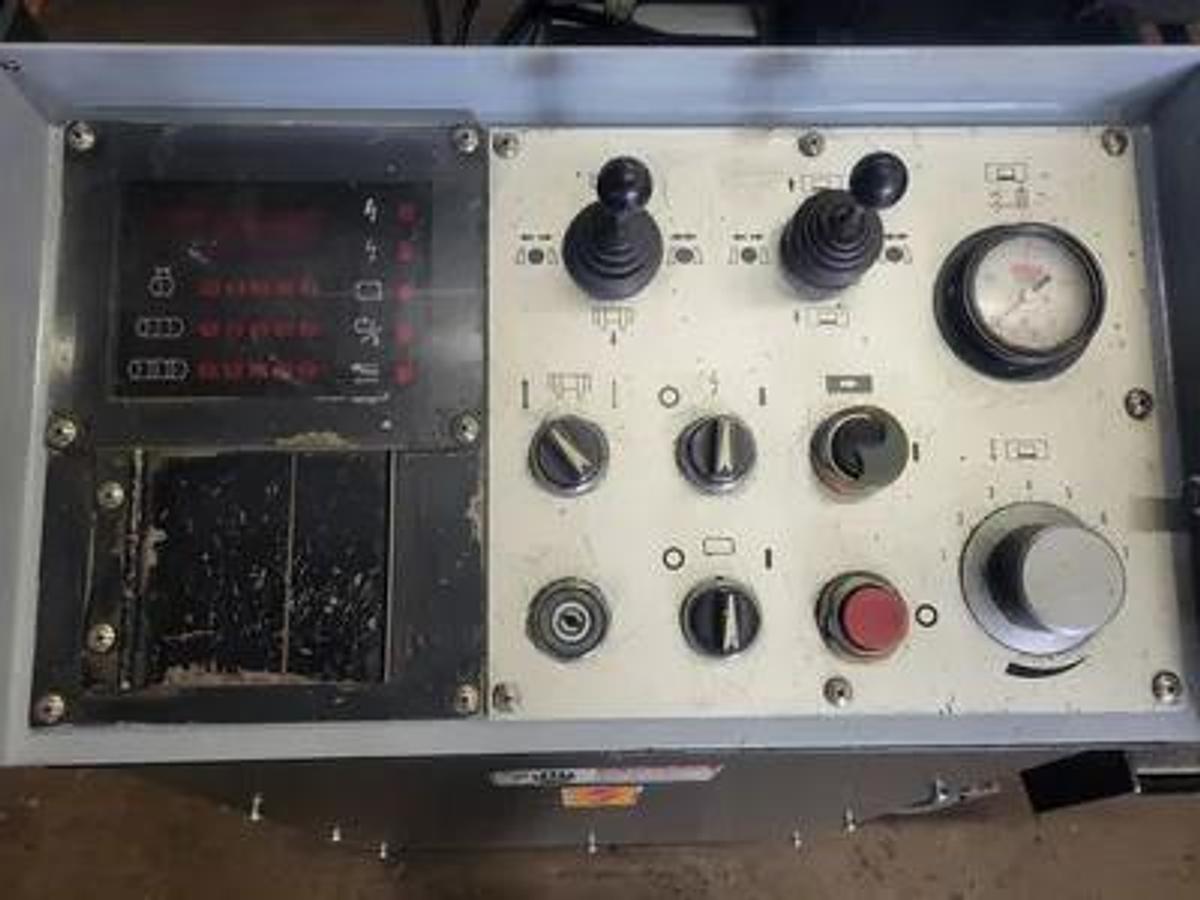 Used DAITO Model GA260 Fully Automatic NC Programmable Bandsaw, with Variable Vise Pressure