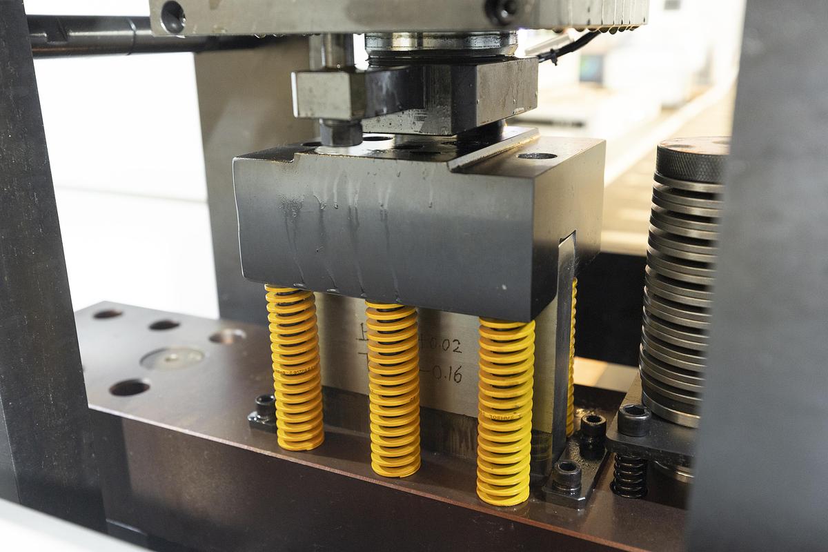 Lijian busbar punching and shearing machine MX602K-7/8C