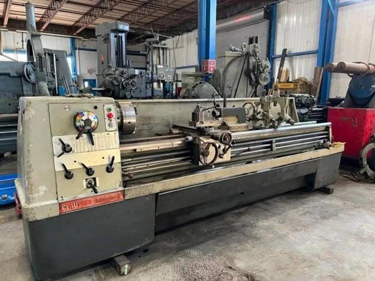 1988 CLAUSING COLCHESTER Engine Lathe Model 8052 17" Swing, 102" CC.