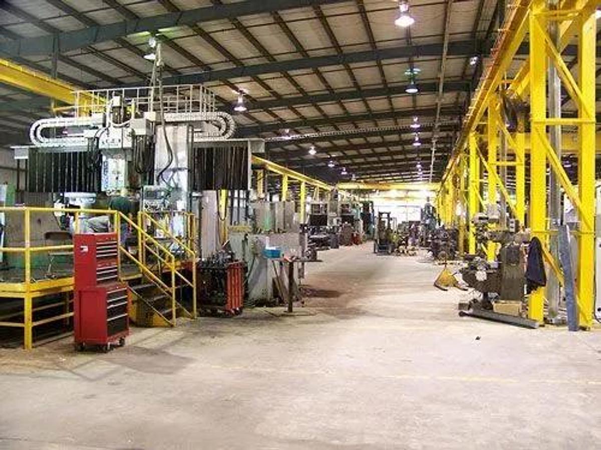 Used 2011 STANDARD INDUSTRIAL Press Brake Model AB-400 Ton 12', Flush Floor Mount, Tooling