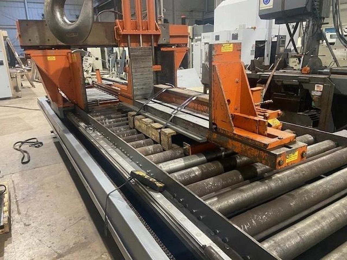 Used HEM saw Model WF 190A-DC Capacity 25" x 44" Automatic, Dual Column, , 24" Roller Discharge, Optional Top Clamp, Bi-Directional Outboard Powered Vise on Feed Table