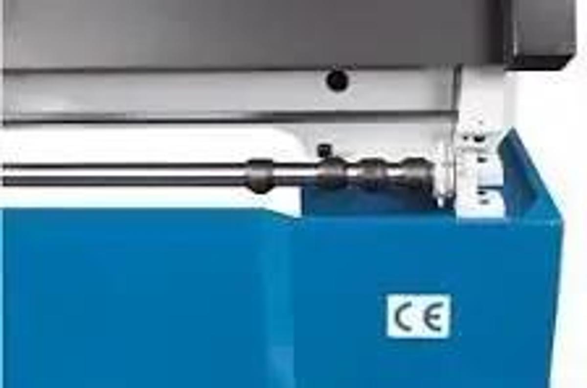 KNUTH TURNADO 230/1000 PRO Engine Lathe, 18" Swing, 39.4" Between Centers, 2.3" Spindle Bore, 10 HP