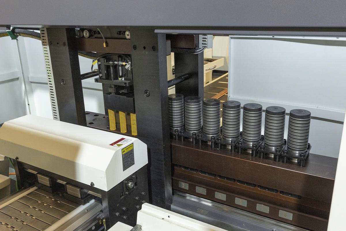 Lijian busbar punching and shearing machine MX602K-7/8C