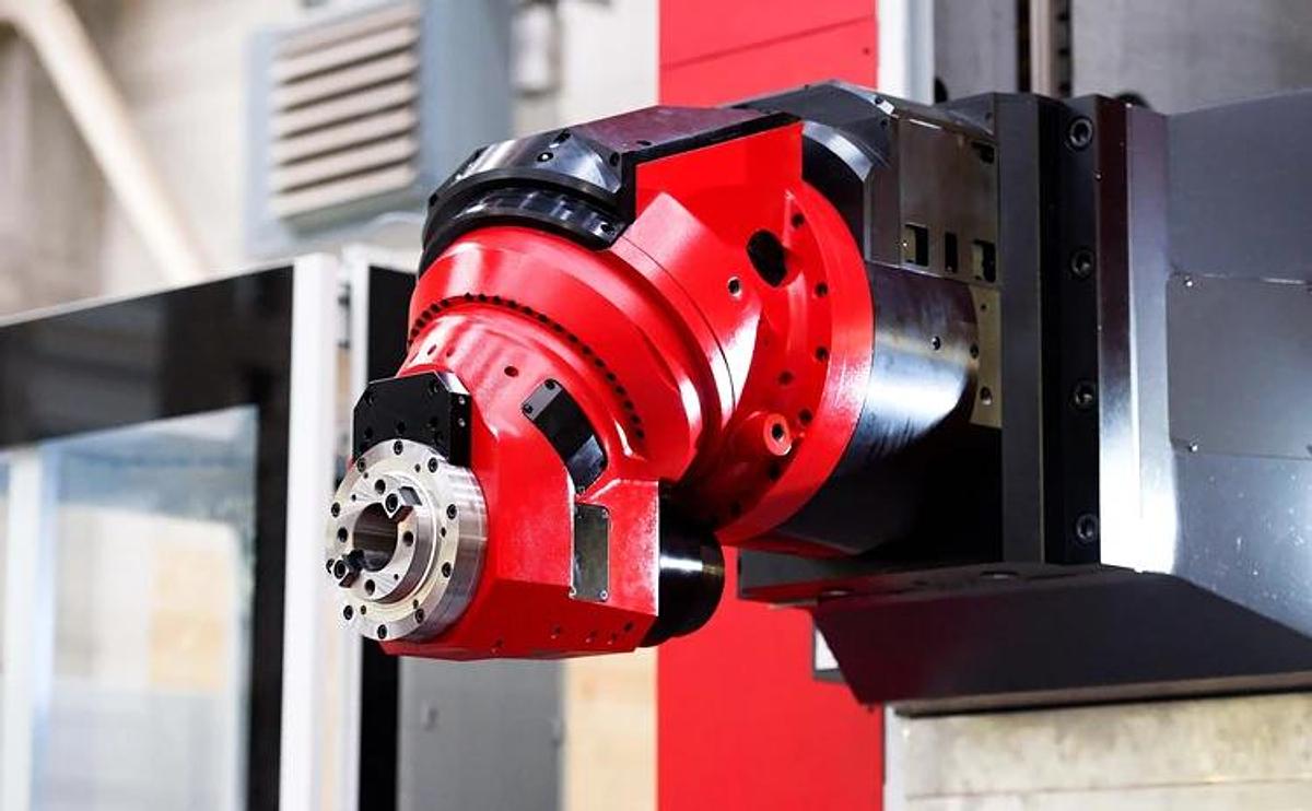 FERMAT/LUCAS Table Type Horizontal Boring Mill Model WFT R 15 CNC Spindle Diameter 5.91" X axis 157.5" x Y axis 98.5"