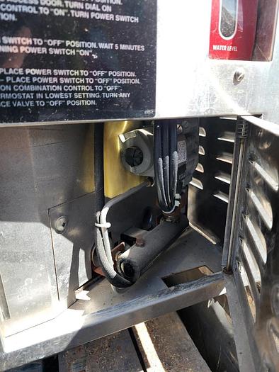 Used  BLODGETT #KLS-60C, 60 GAL. STATIONARY NAT. GAS STEAM KETTLE, w/ STAINLESS STEEL SPRING LOADED E-Z LIFT COVER & 3" TDO  (#850C).