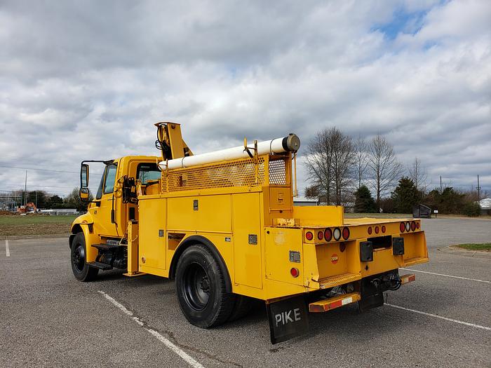 Used 2007 International 4300 w/ MTI 5200 35' Crane