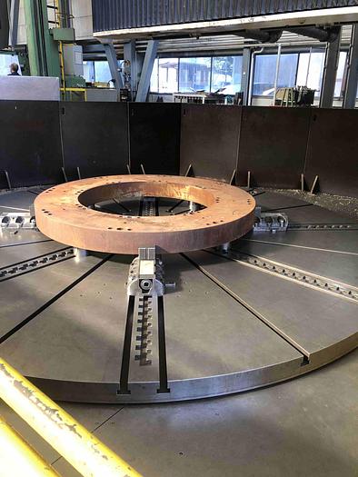 Usato TORNIO VERTICALE AD UN MONTANTE MOBILE SCHIESS FRORIEP 32 DV 450 CNC