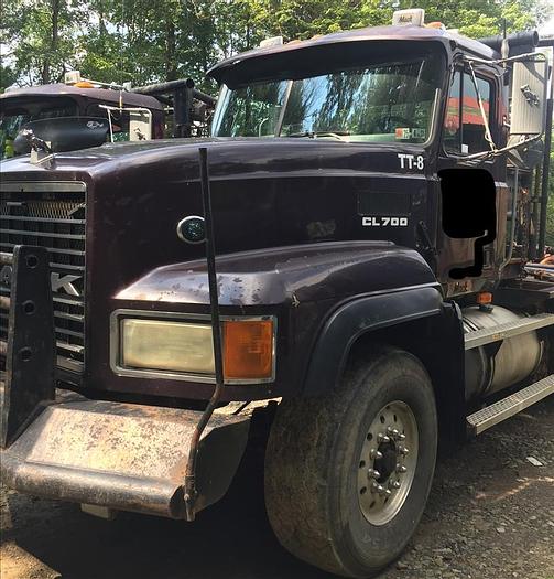 Used 2000 Mack TT8 & TT7 Wnch Trucks