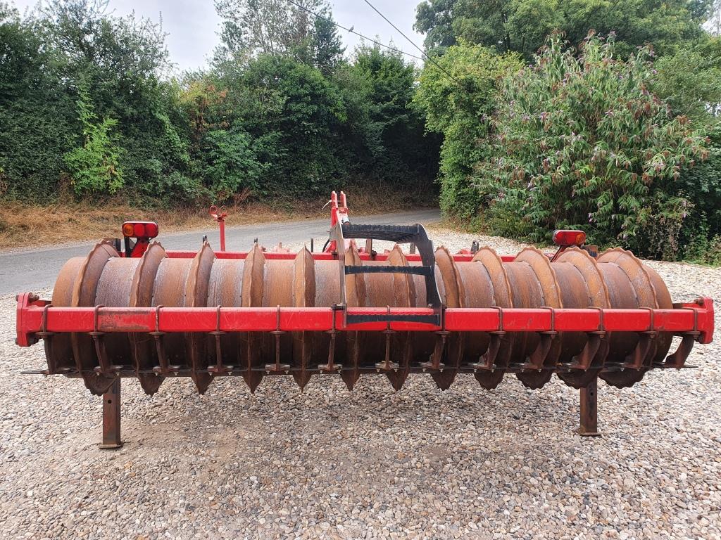 Used Sumo Trio Cultivator