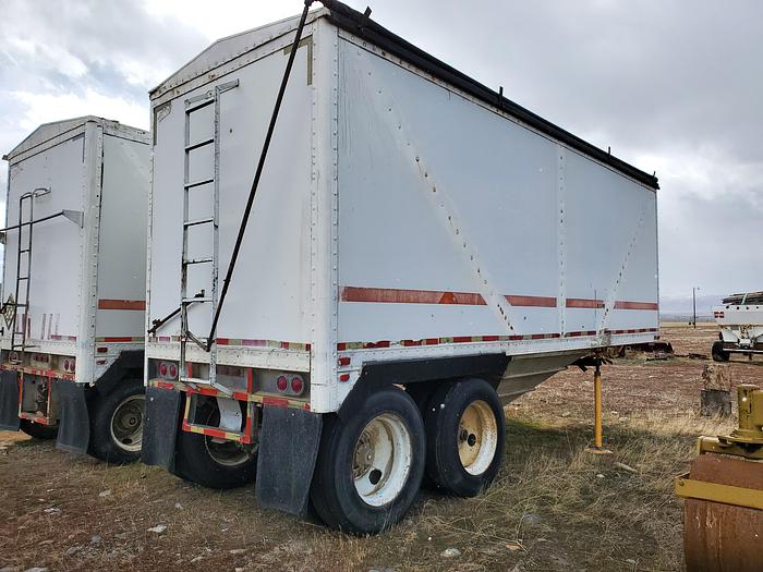 Used 23' Alloy Hopper Trailer