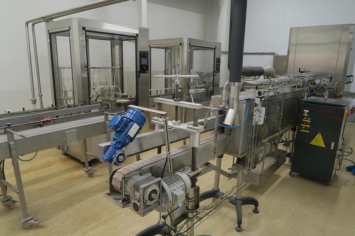 Used LIQUID FILLING LINE