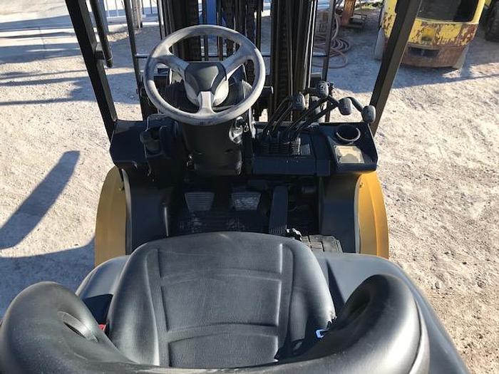Used 2004 Cat P6000 Forklift