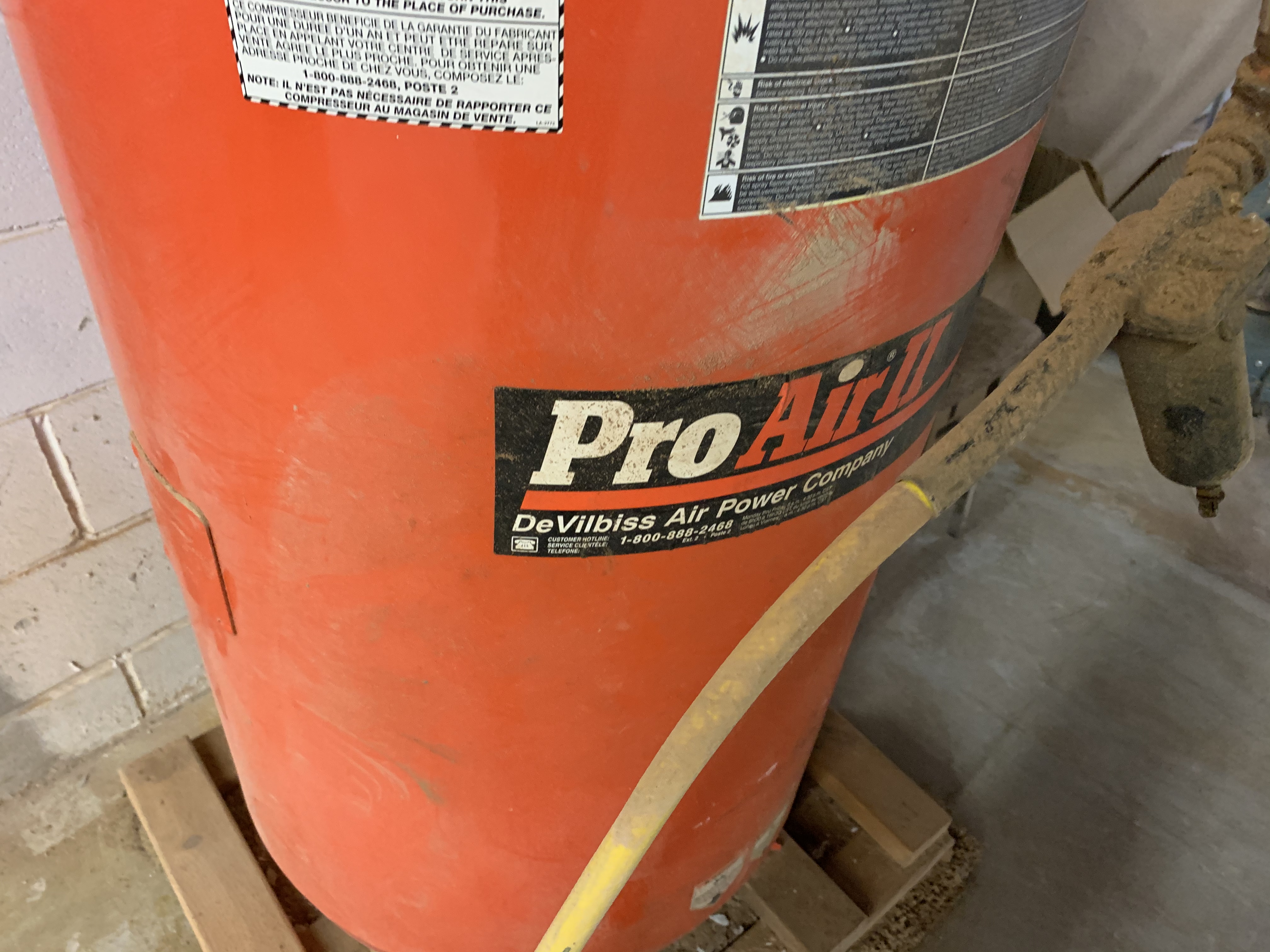 Used 1994 Devilbliss Pro Air II Compressor