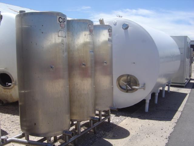 Usado USED 3-TANK CIP SKID, BARE-TANKS ONLY