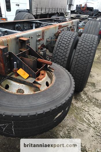 Used 2005 VOLVO FM12 380 8X2 chassis cab