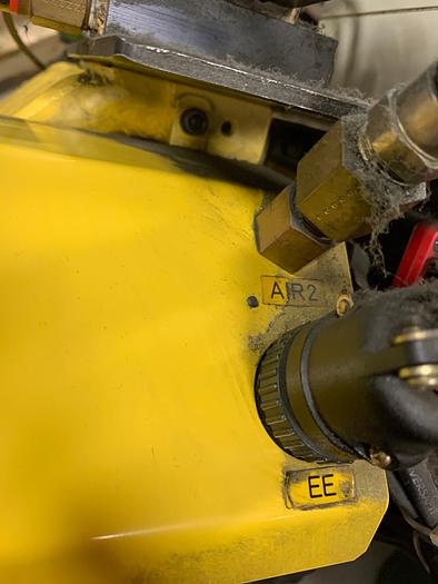 Used FANUC M16iB/20 6 AXIS CNC ROBOT WITH FANUC RJ3IB CONTROLLER