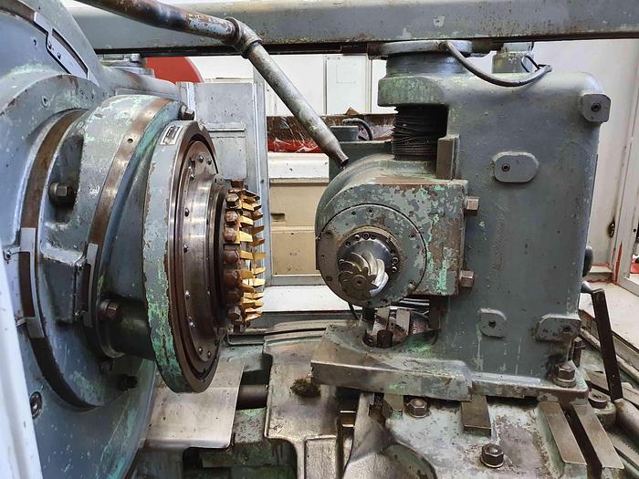 Usato DENTATRICE SGROSSATRICE PER CONICI SPIROIDALI GLEASON 116” R