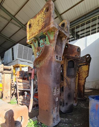 Usato Martello demolitore per Escavatore, MONTABERT V53 colpo variabile