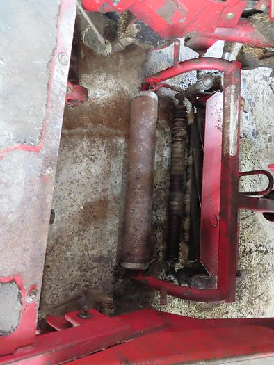 Used Toro Greensmaster 3100 Riding Triplex Greensmower