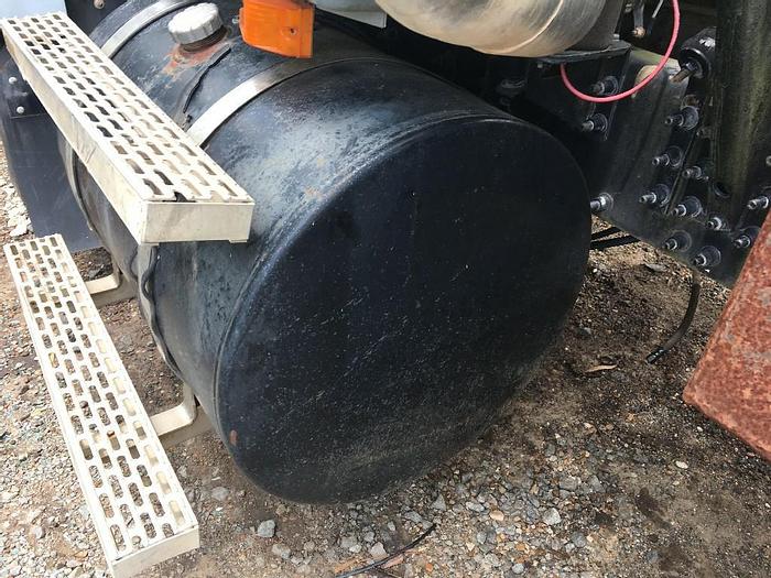 Used 2007 MACK CHN613