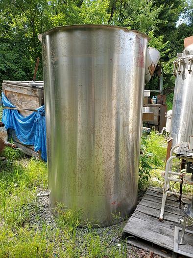 Used 500 GALLON VERTICAL OPEN TOP TANK – S/S