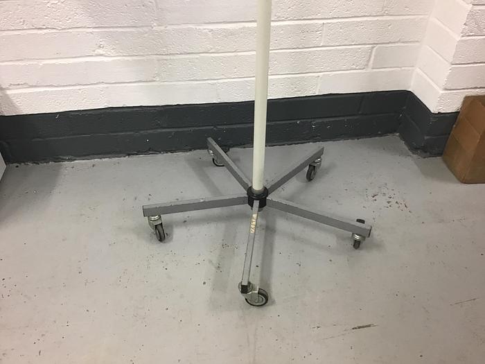 Used Hanaulux mobile operating light Oslo