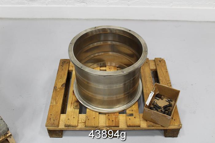 Used Voith VS O5 Pressure Screen, Stainless Steel Housing, Stainless Steel Basket With .20mm Slots #43894