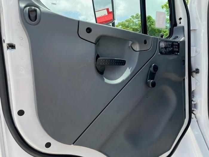 Used Altec AA755L 60ft Bucket Boom on 2007 Freightliner M2-106 Reg Cab Utility Truck - C28781