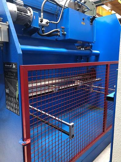 Usato PIEGATRICE IDROTECNICA NORD IDRAULICA 3000 X 60t