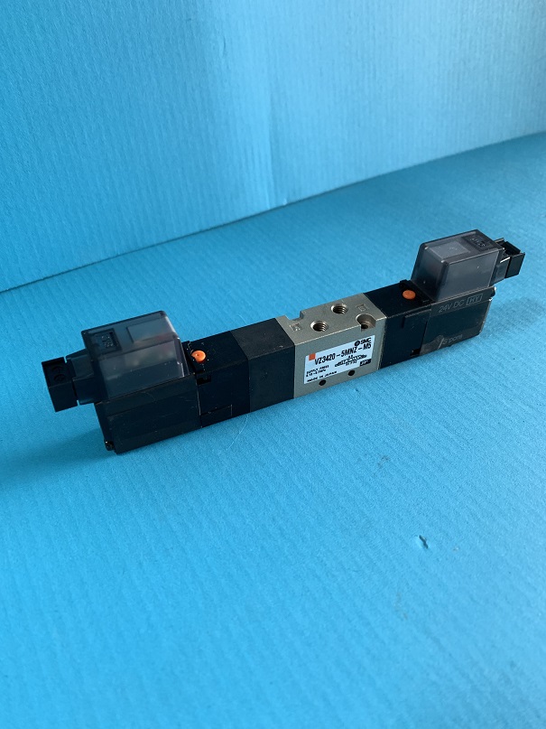 Used SMC Solenoid Valve VZ3420-5MNZ-M5
