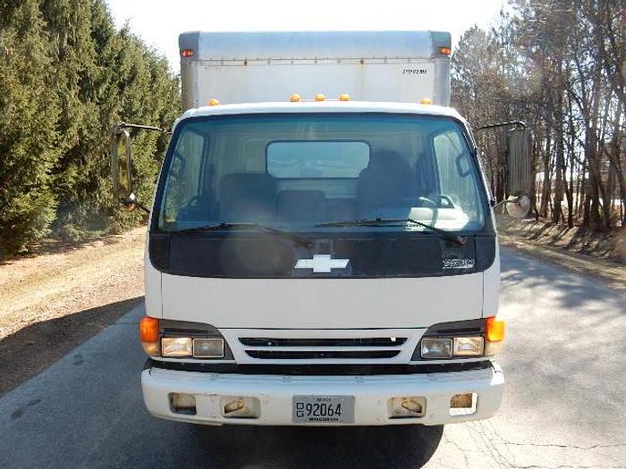 Used 2005 Chevrolet W-4500