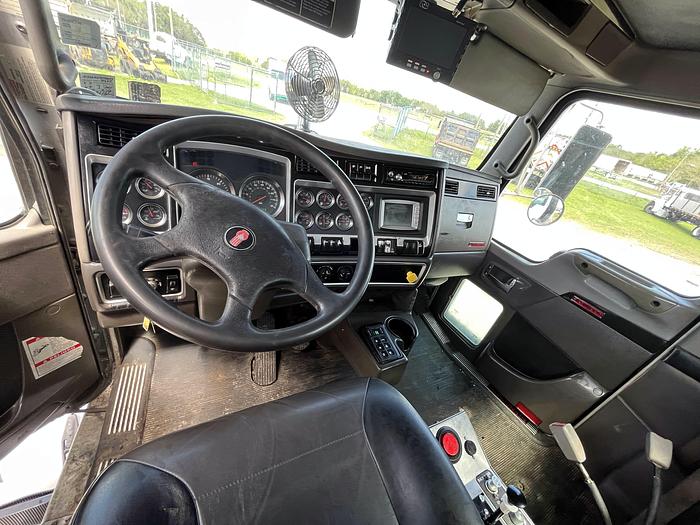 Used 2008 Kenworth T800 Tandem-Axle Dump Truck