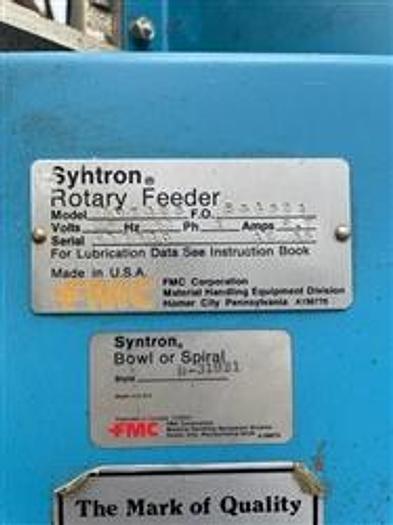 Used Capper, Ron Ungar, 8-Spindle, Cap Rotary Feeder #S744596