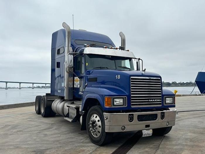 Used 2016 Mack CHU613