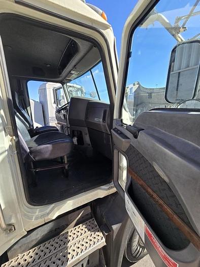 Used 2016 Mack CXU613