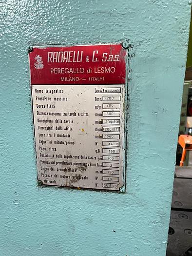 Usato RADAELLI MEDITERRANEO 200 ton