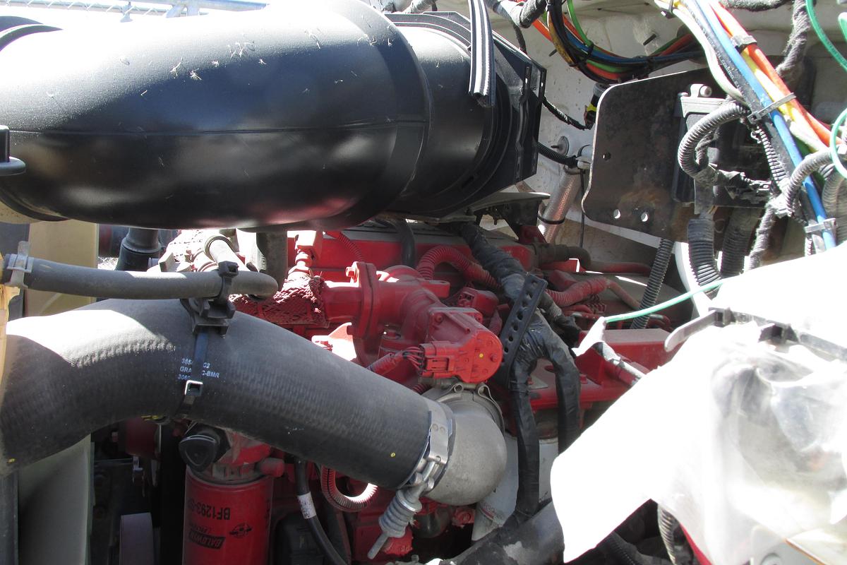 Used 2011 Ford f 750 with 18 ft flat deck