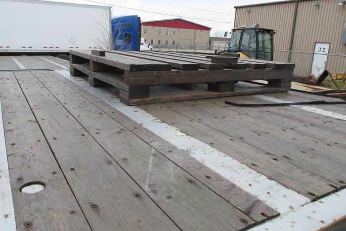 Used 2017 Lode King 53 ft step deck recovery trailer tridem