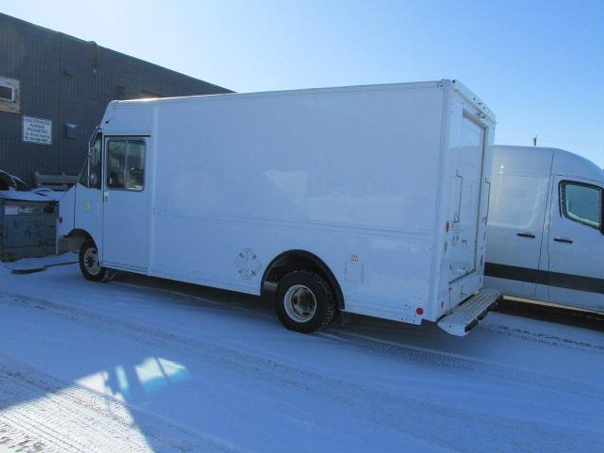 Used 2014 Ford E 350 Step van