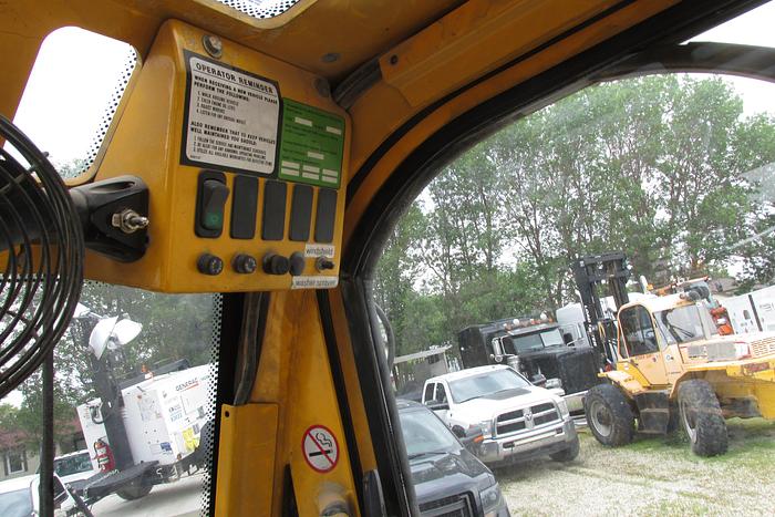 Used 2012 Load Lifter 4414-16F