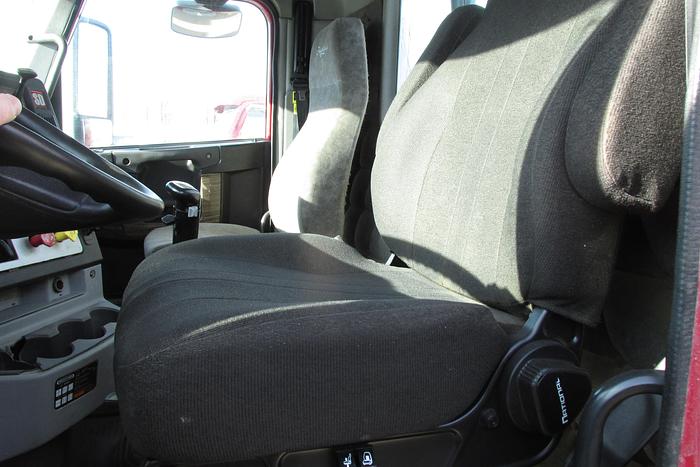 Used 2016 Freightliner Coronado heavy spec 18 spd