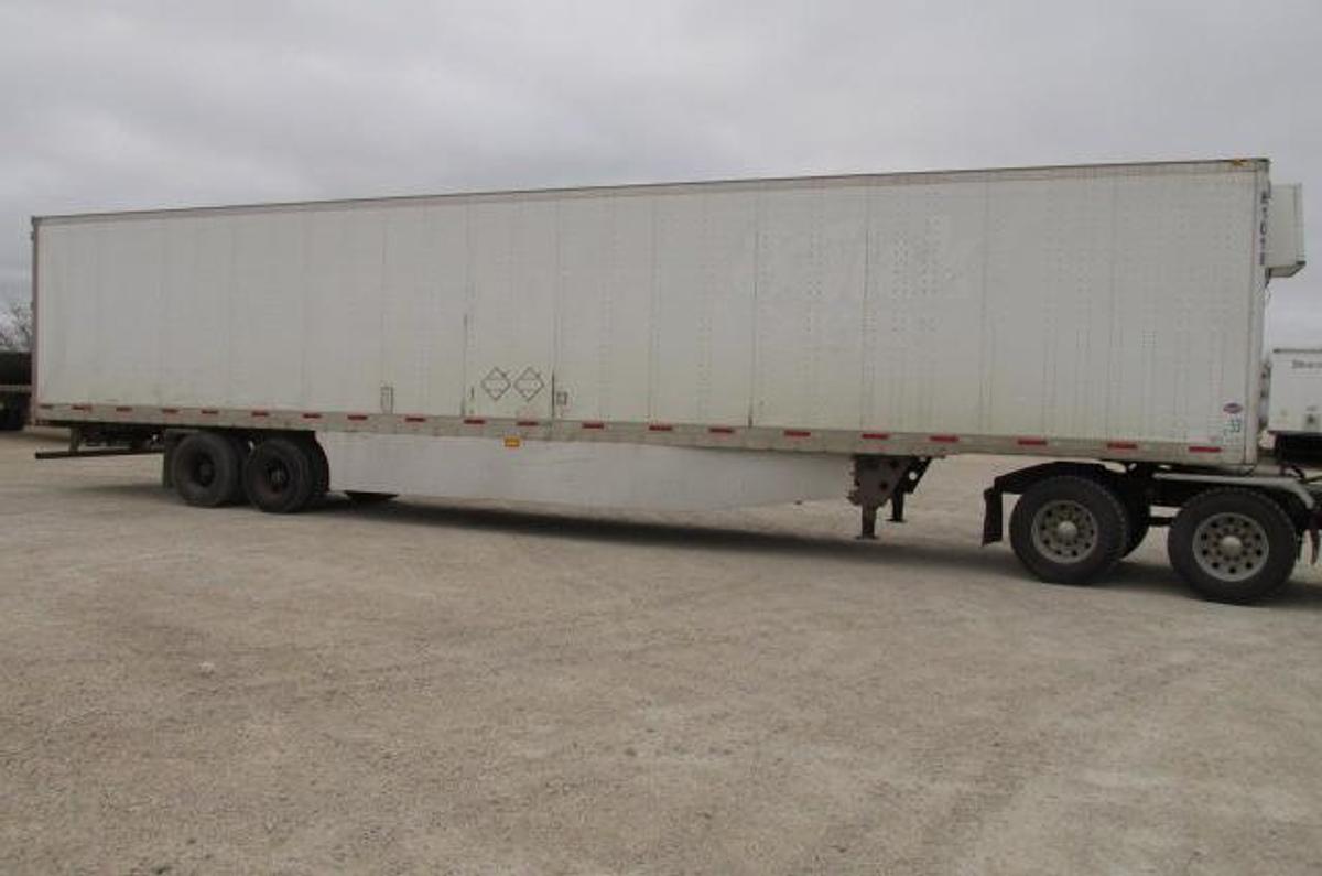 Used 2011 Utility 53 ft tandem heated trailer