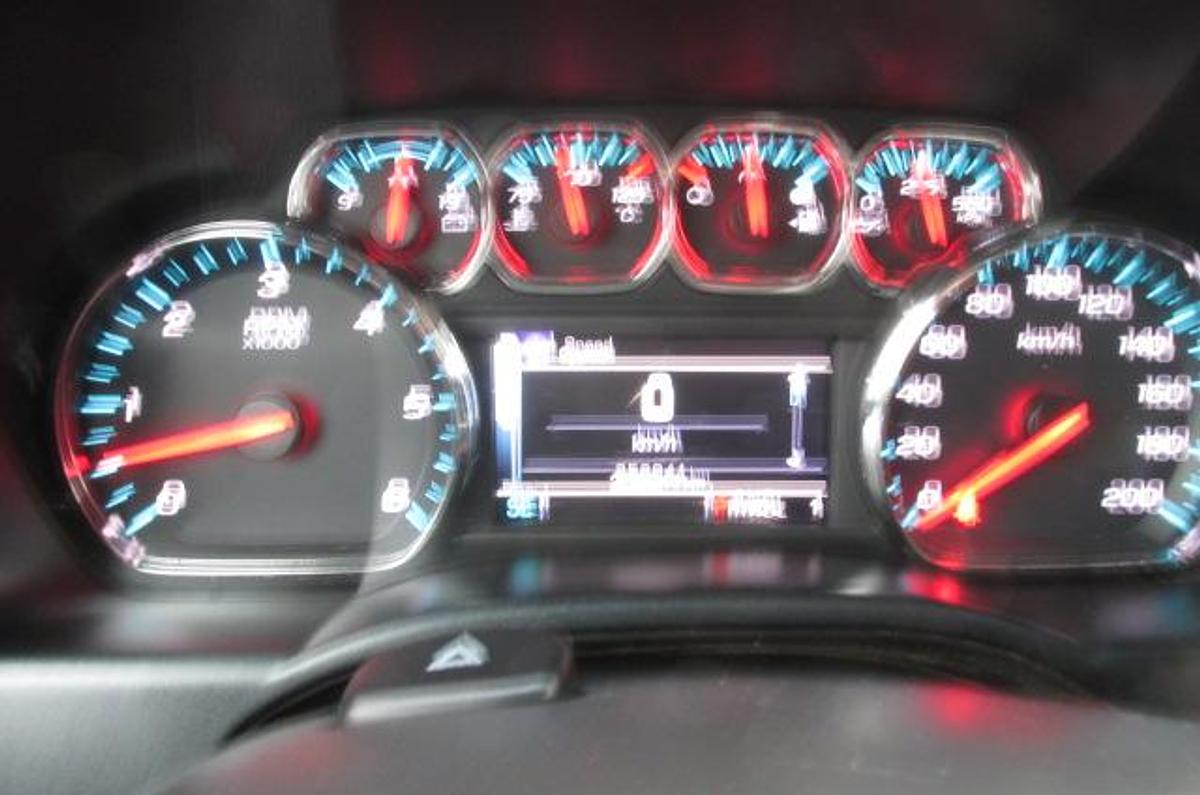 Used 2018 GMC Sierra b2500 Crew Cab 4x4 long box