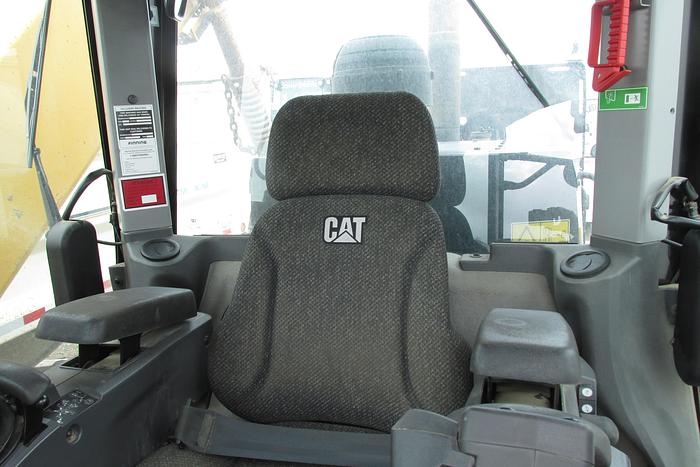 Used 2017 Caterpillar 140 M AWD with Snow wing, front lift group and rear ripper