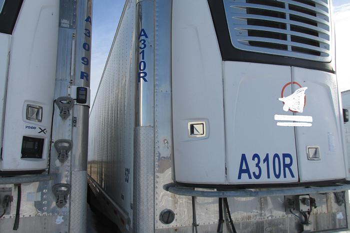 Used 2017 Wabash 53 ft tri axle reefer trailer with Carrier X4-7500 unit