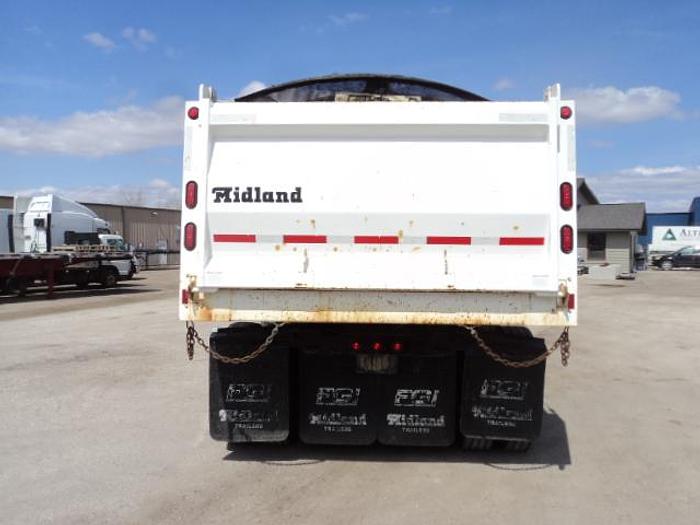 Used 2017 Midland XL 3000 tridem end dump